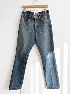 Women's Straight Leg Levi’s Jeans in Honeycomb Faded Washed Blue